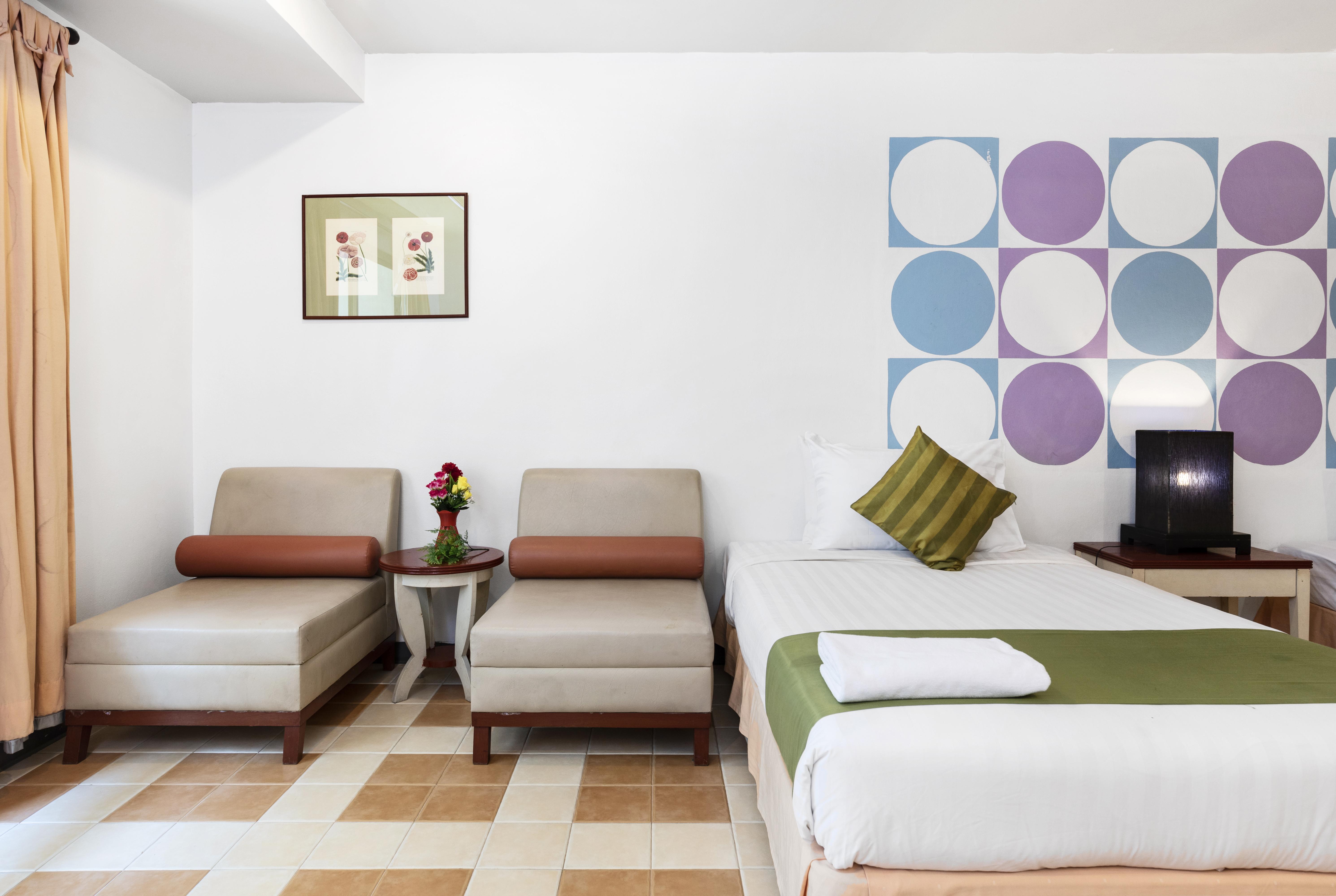 Sawasdee Sea View Hotell Pattaya Exteriör bild