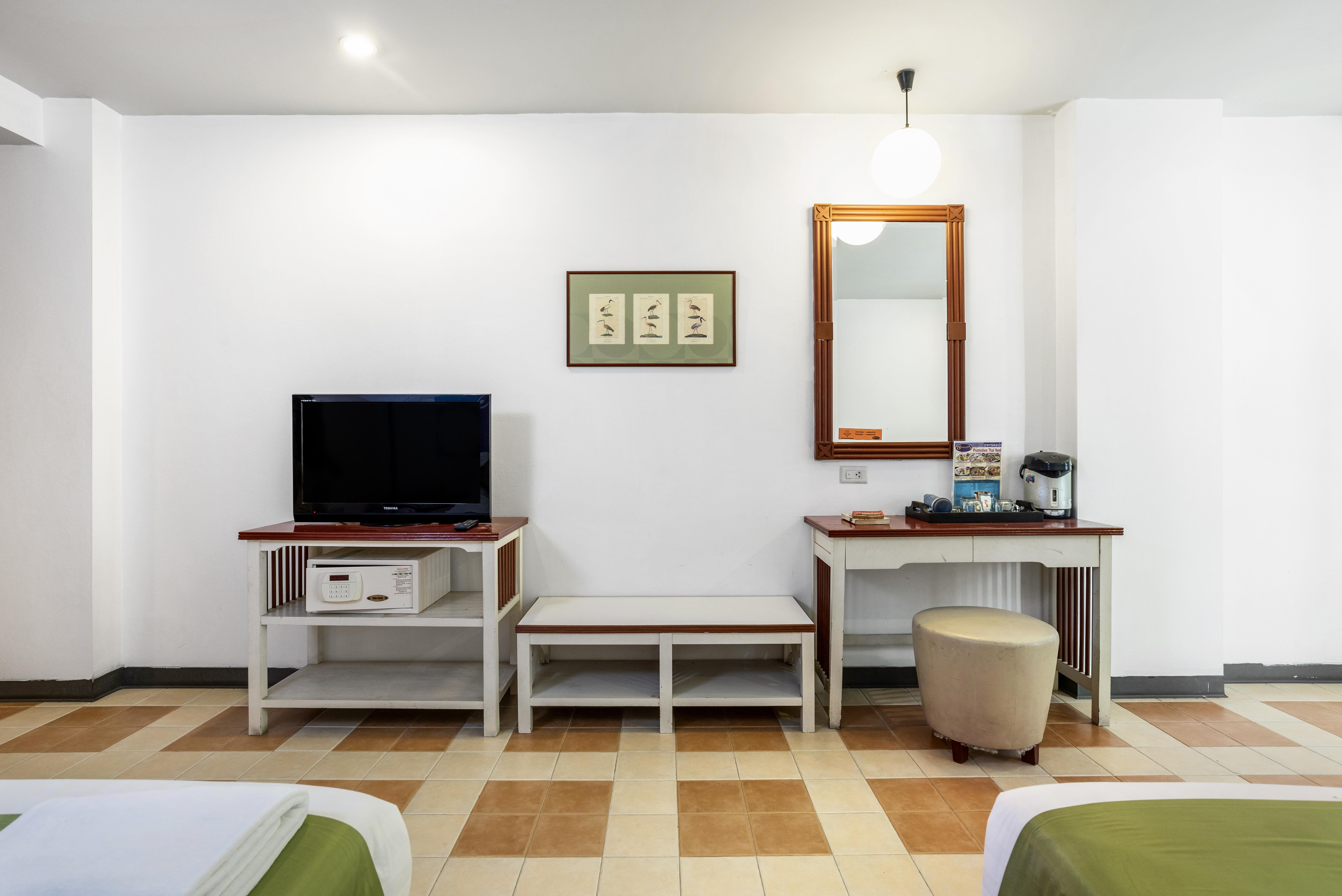 Sawasdee Sea View Hotell Pattaya Exteriör bild