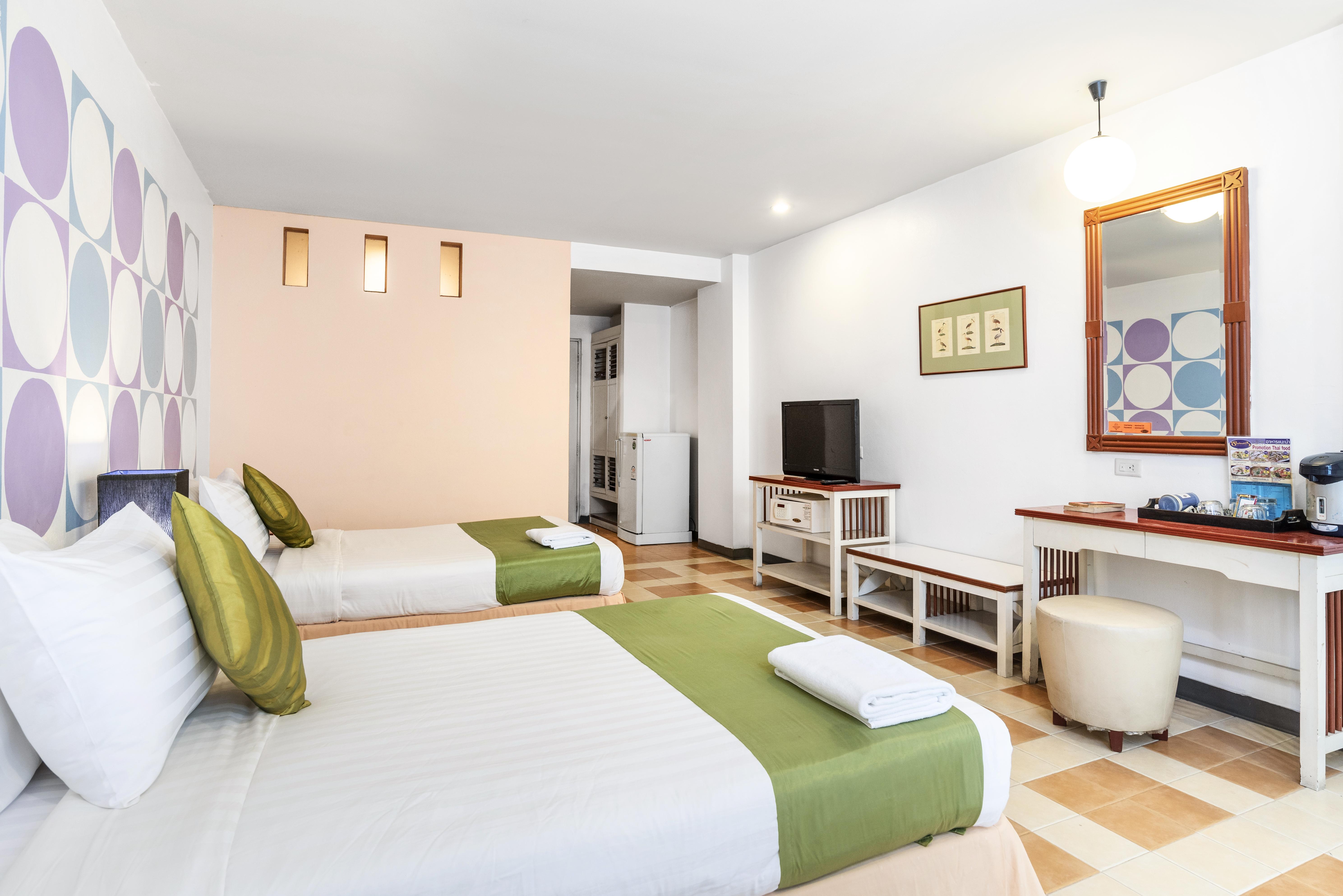Sawasdee Sea View Hotell Pattaya Exteriör bild
